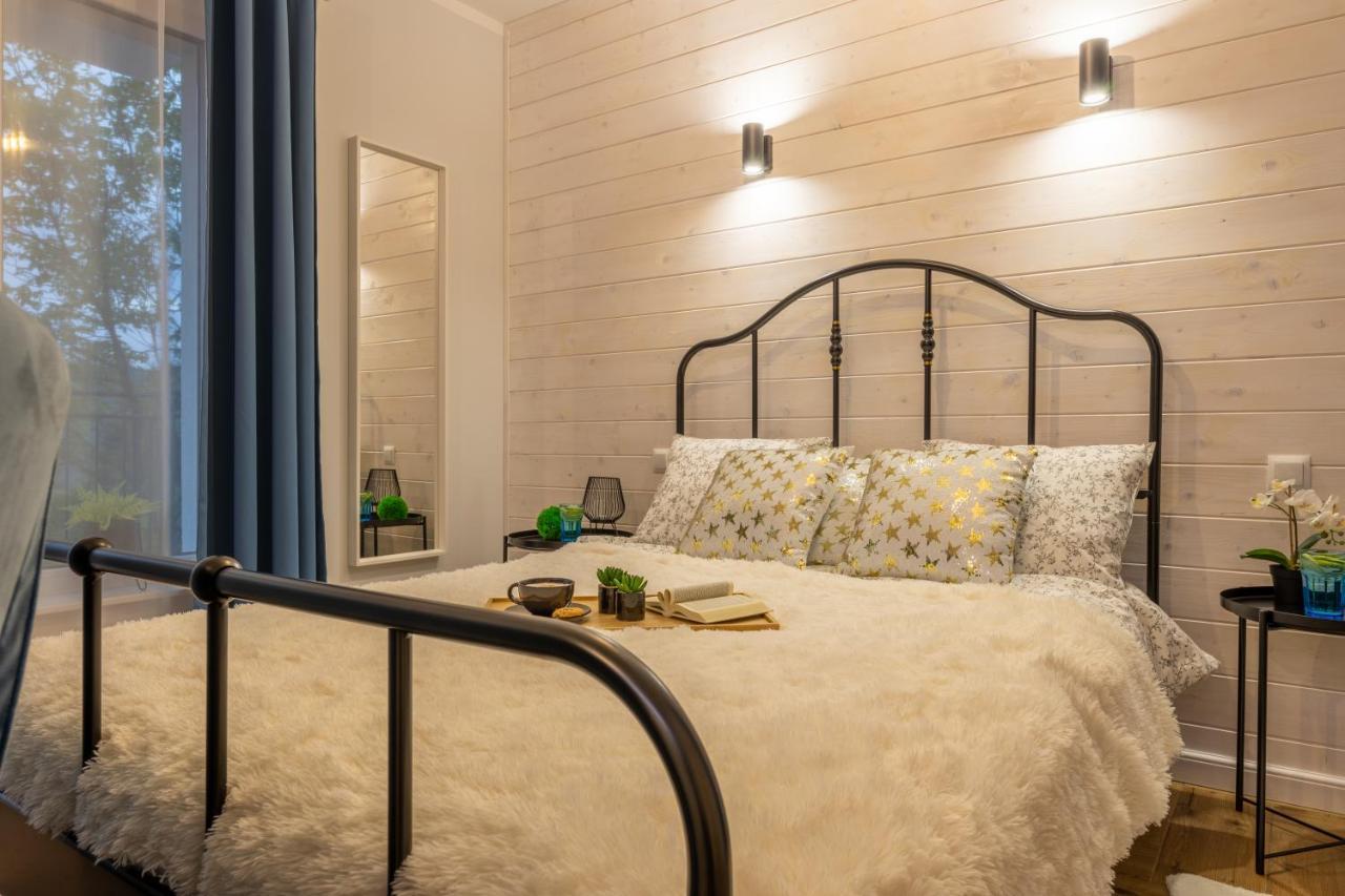 Villa Kasztelan Apartamenty Ustrzyki Dolne Esterno foto