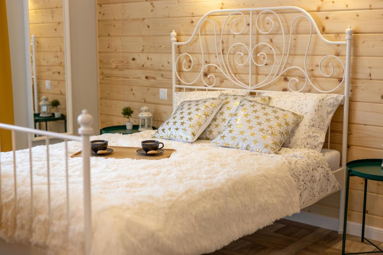 Villa Kasztelan Apartamenty Ustrzyki Dolne Esterno foto