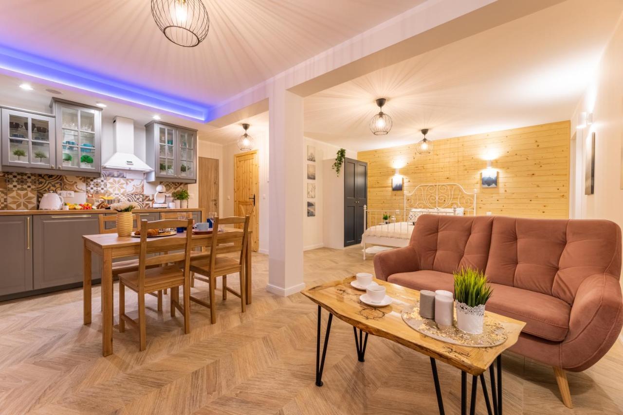 Villa Kasztelan Apartamenty Ustrzyki Dolne Esterno foto