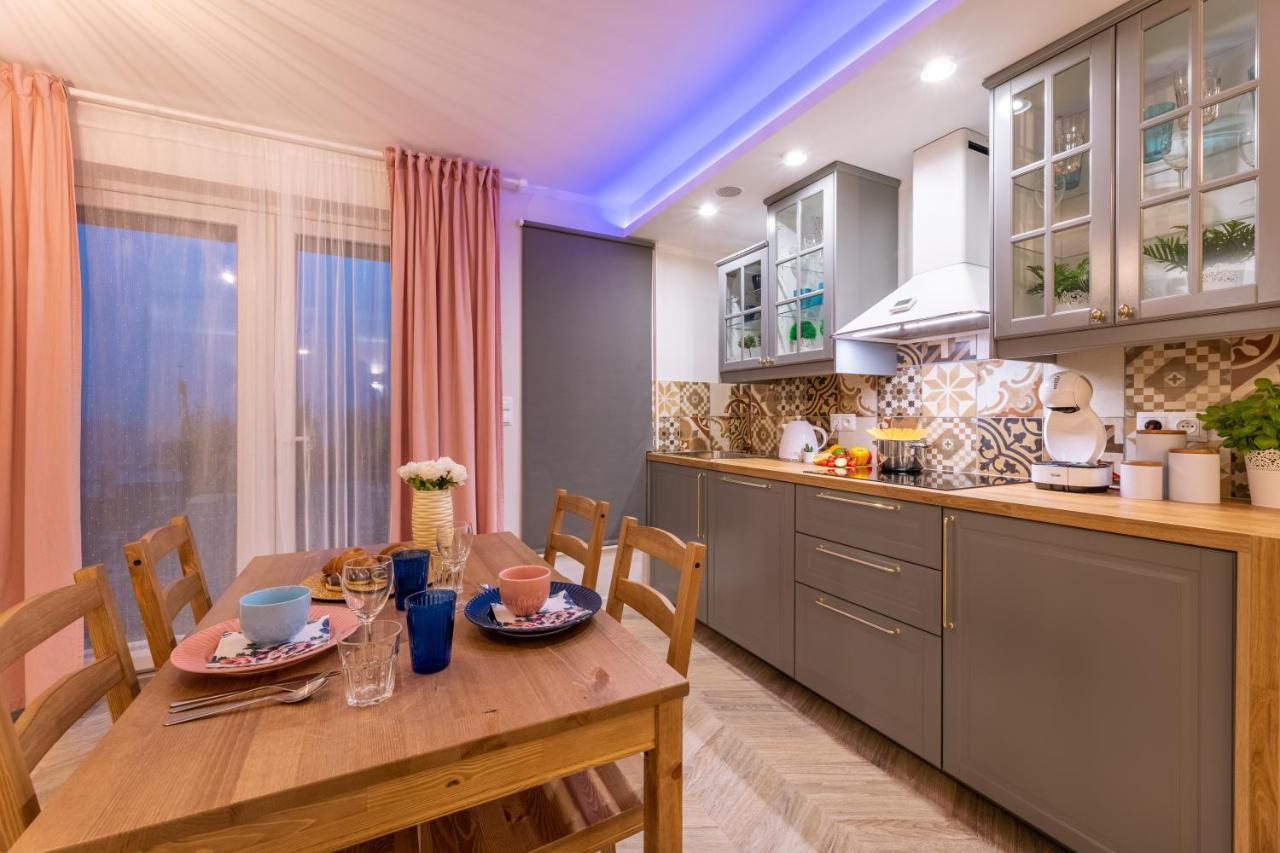 Villa Kasztelan Apartamenty Ustrzyki Dolne Esterno foto