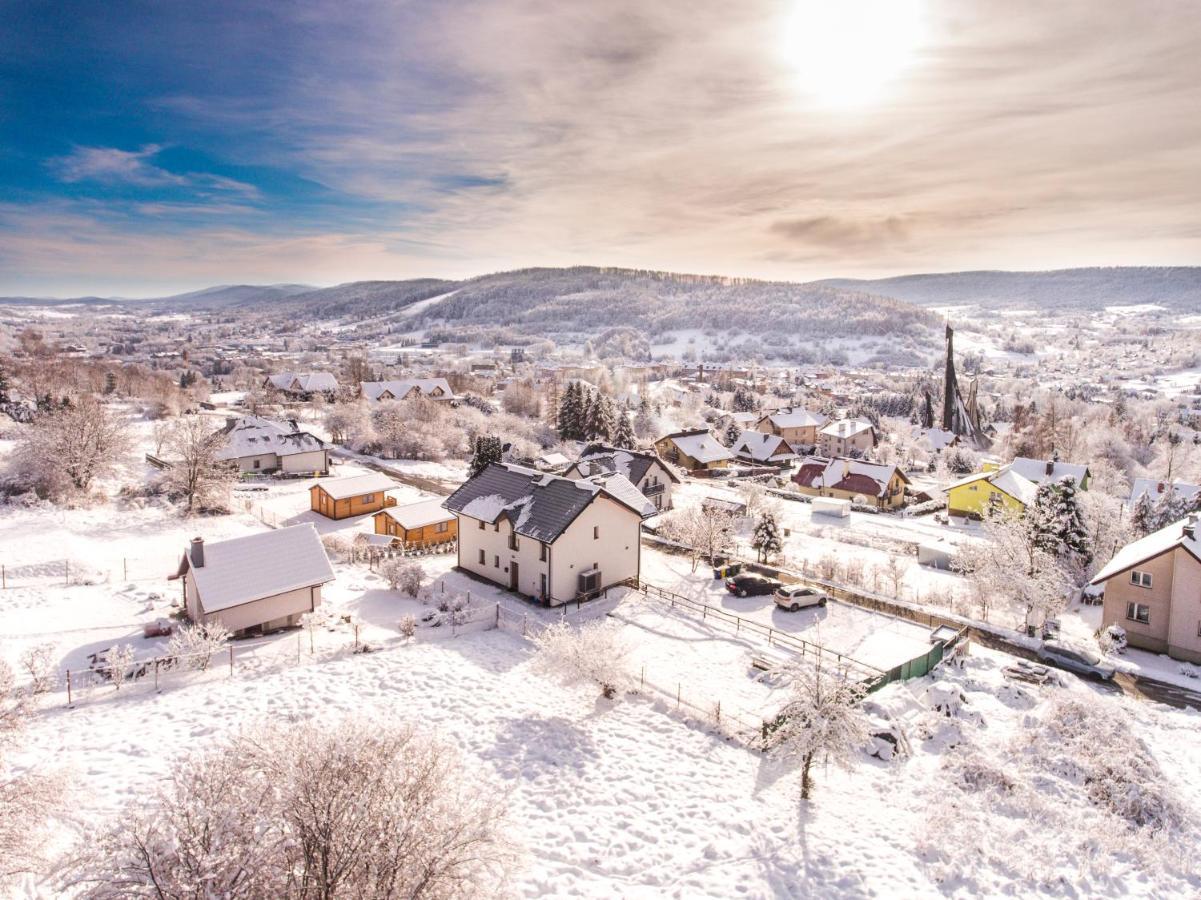 Villa Kasztelan Apartamenty Ustrzyki Dolne Esterno foto