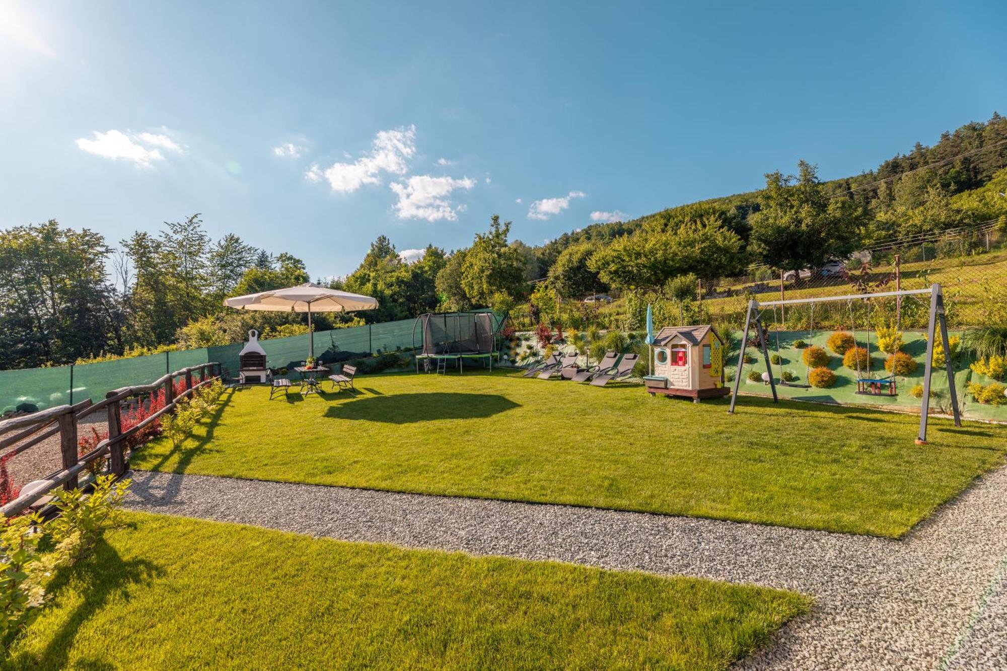 Villa Kasztelan Apartamenty Ustrzyki Dolne Esterno foto